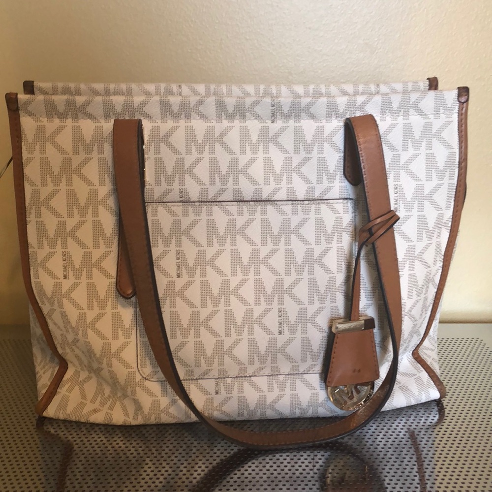 Michael Kors bag